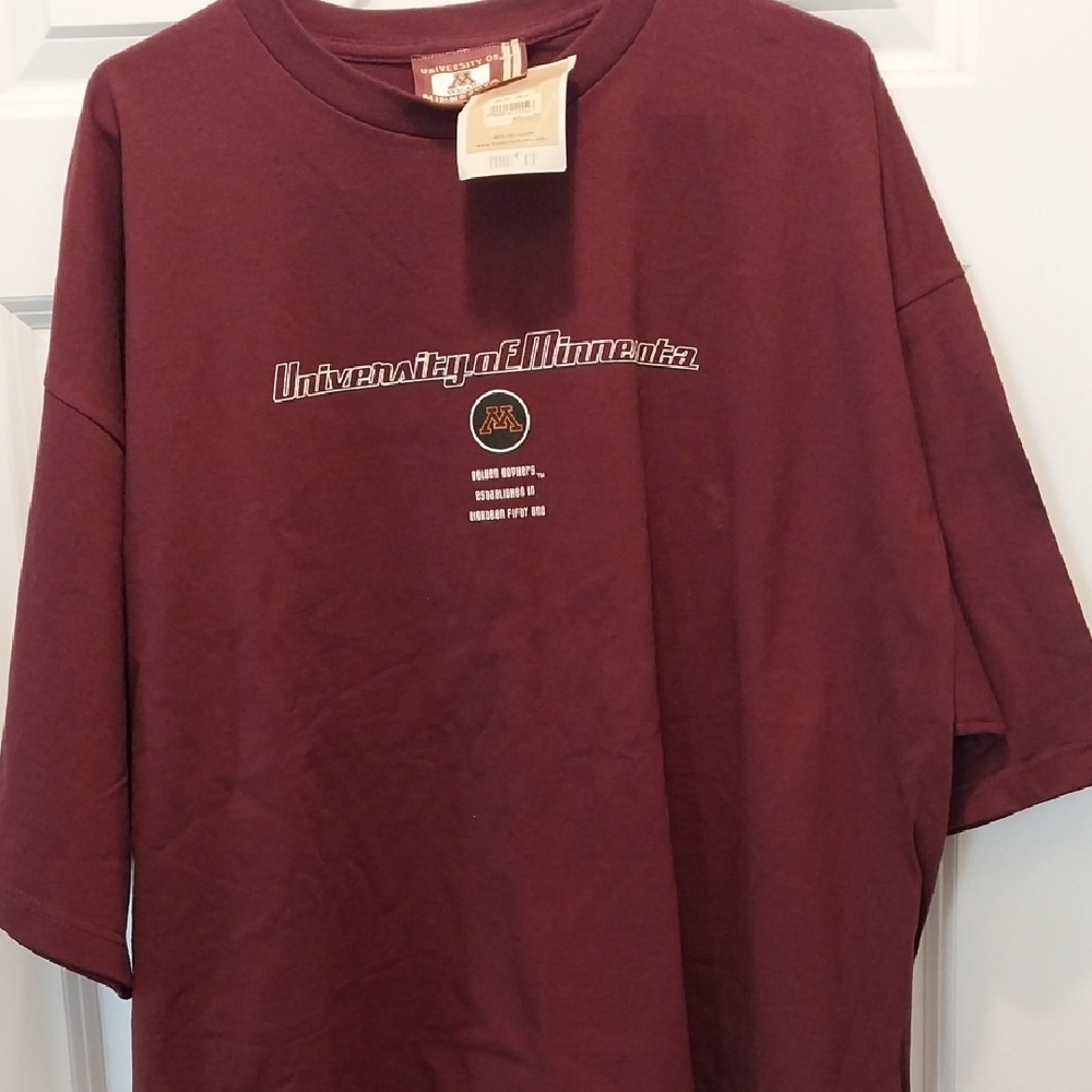 University Of Minnesota Tshirt 2xl